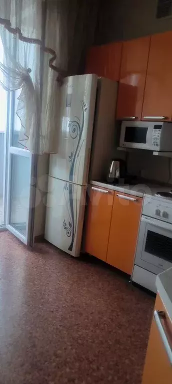 1-к. квартира, 38 м, 6/9 эт. - Фото 1