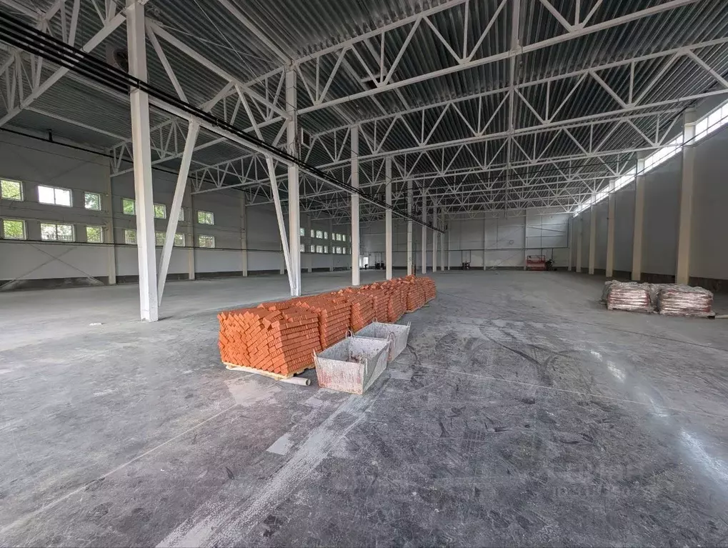 Склад в Свердловская область, Екатеринбург ул. Новинская, 12 (1944 м) - Фото 1