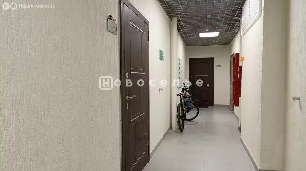 3-комнатная квартира: Дядьково, проезд Бульвар Оптимистов, 8 (77.8 м) - Фото 1
