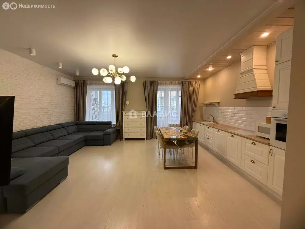 2-комнатная квартира: Вологда, Пречистенская набережная, 74 (98.8 м) - Фото 1