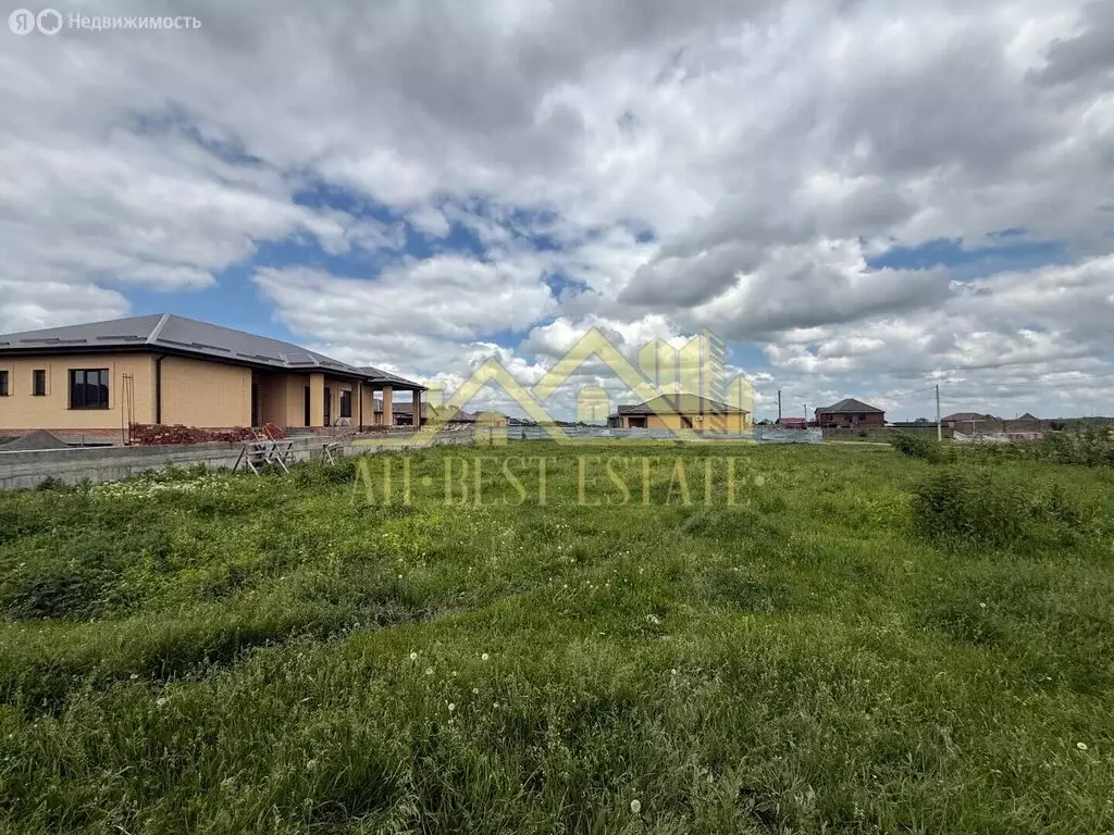 Участок в село Гизель, улица Генерала Бароева (8 м) - Фото 1