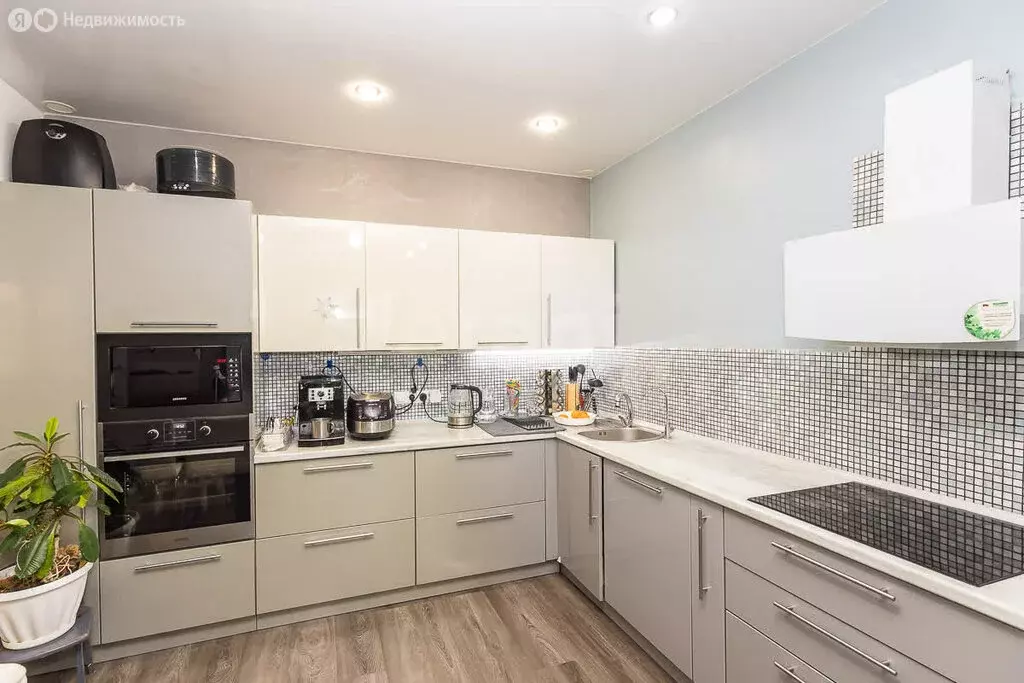 Квартира-студия: Благовещенск, Политехническая улица, 22 (49.9 м) - Фото 2