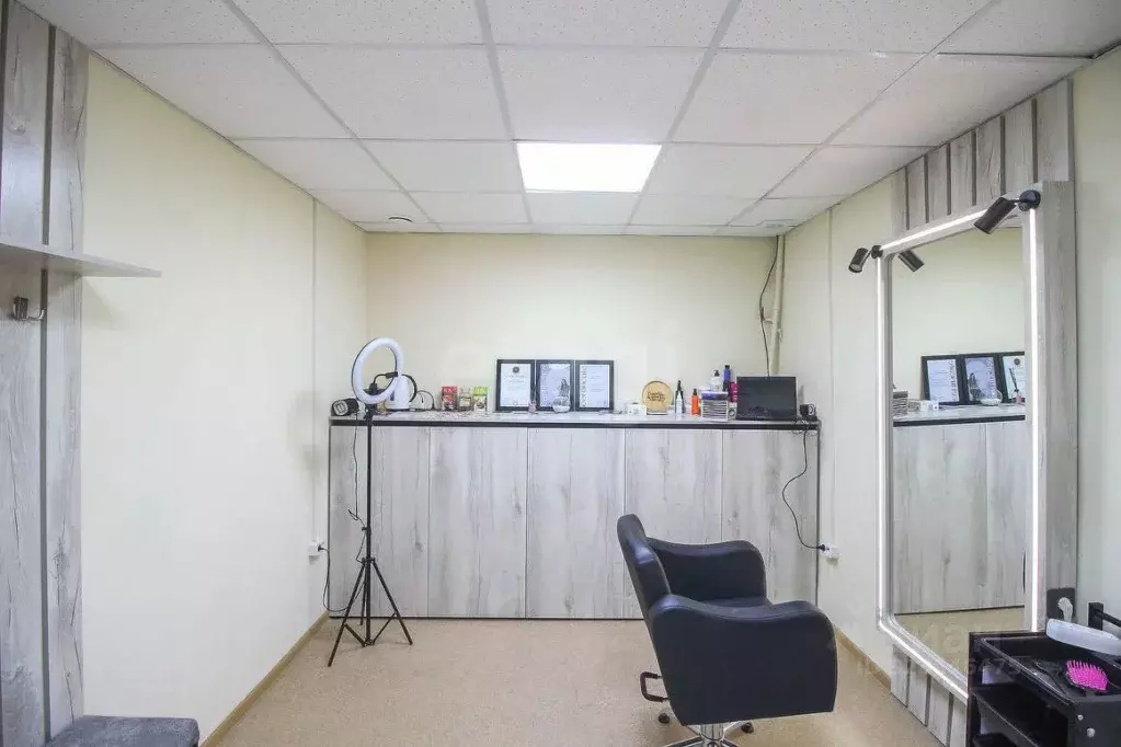 Офис в Алтайский край, Барнаул ул. 80-й Гвардейской Дивизии, 68 (11 м) - Фото 1