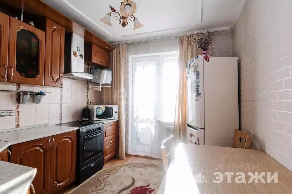 4-к кв. Амурская область, Благовещенск ул. Калинина, 148 (79.0 м) - Фото 0