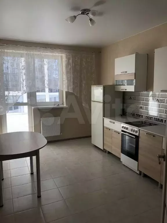 2-к. квартира, 65 м, 10/24 эт. - Фото 0