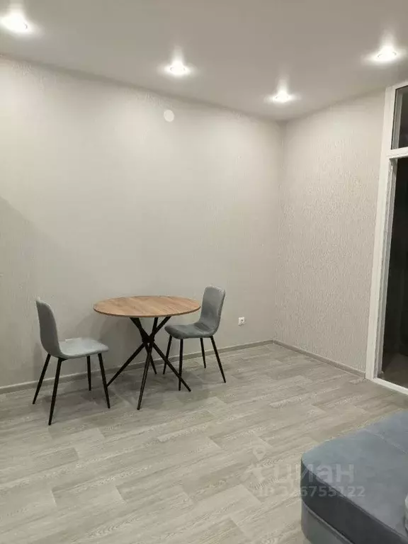 2-к кв. Красноярский край, Красноярск ул. Апрельская, 9А (40.0 м) - Фото 1