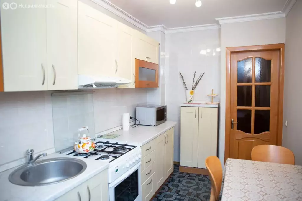3-комнатная квартира: Владикавказ, проспект Доватора, 19 (63.8 м) - Фото 1