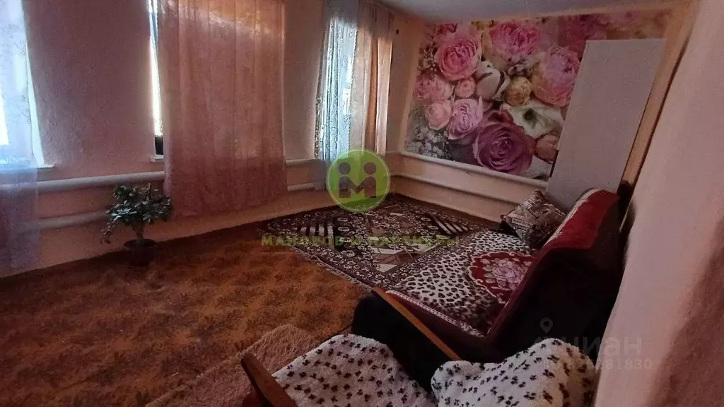 Дом в Крым, Красногвардейский район, Петровское с/пос, с. Красная ... - Фото 2