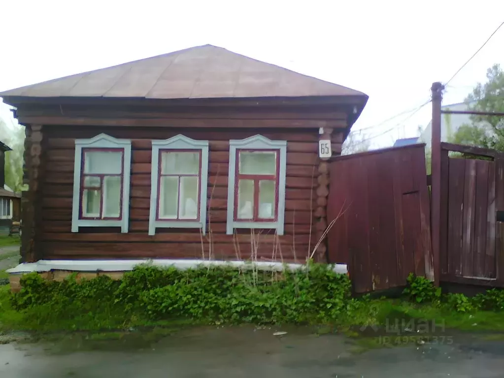 Дом в Тамбовская область, Кирсанов ул. Дзержинского (49 м) - Фото 0