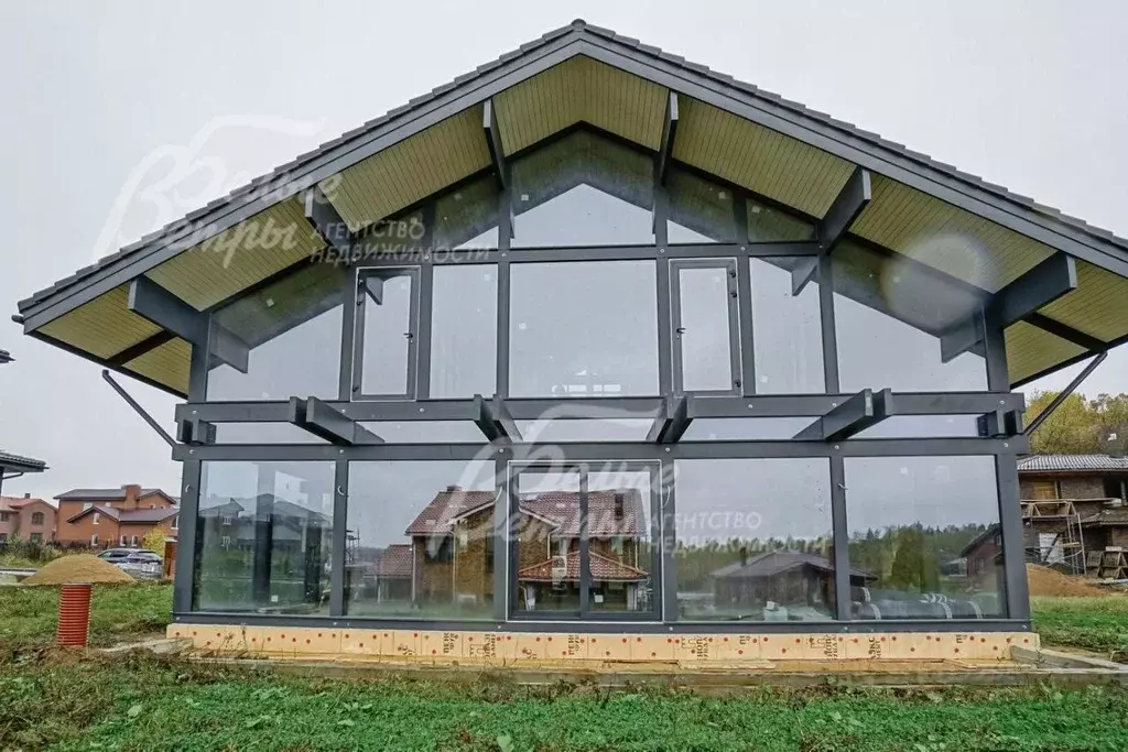 Дом в Москва д. Нижнее Валуево, ул. Ликовка, 7 (293 м) - Фото 2