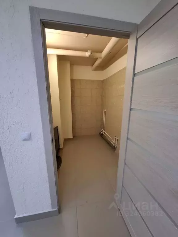 Помещение свободного назначения в Свердловская область, Арамиль ... - Фото 0