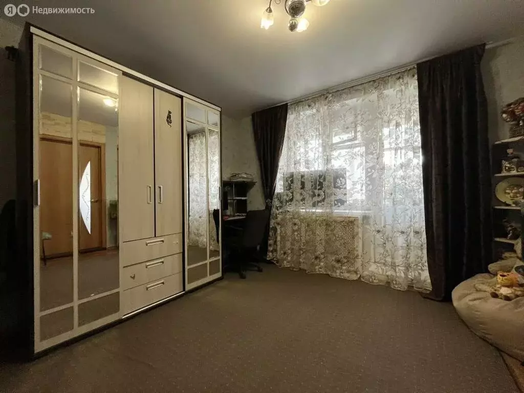 3-комнатная квартира: Казань, Пугачёвская улица, 45А (59 м) - Фото 1