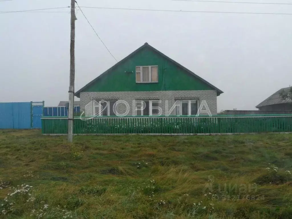 Дом в Тюменская область, Нижнетавдинский район, с. Средние Тарманы ул. ... - Фото 0