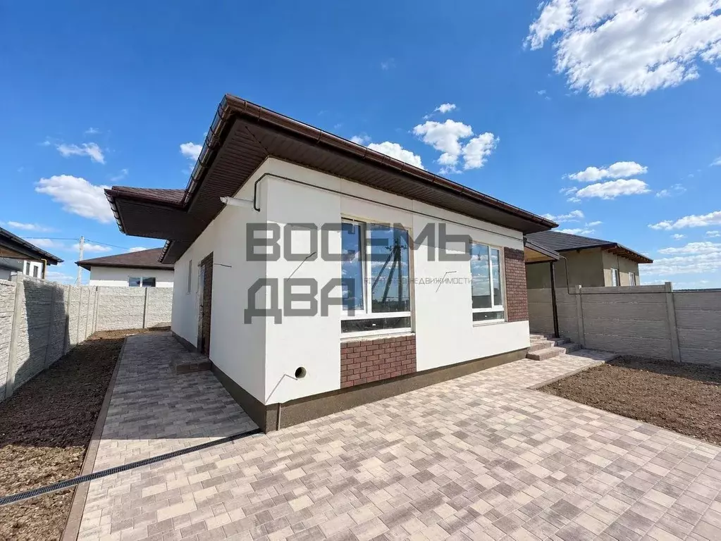 Дом в Крым, Симферополь ул. 38-я Коллективных Садов, 162 (100 м) - Фото 1