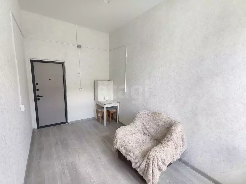 Комната Псковская область, Псков ул. Труда, 32 (10.8 м) - Фото 1
