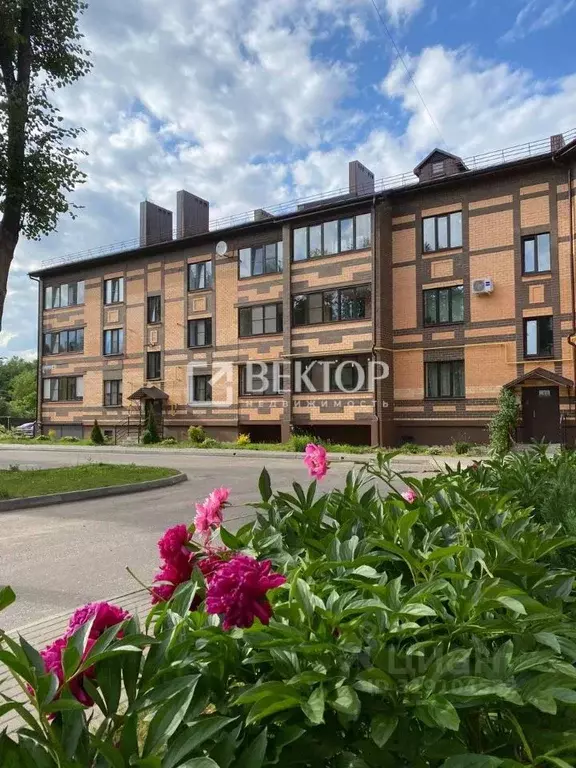 3-к кв. Костромская область, Кострома Садовая ул., 21к3 (90.8 м) - Фото 0