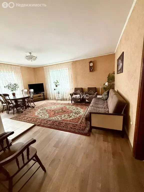 Дом в Улан-Удэ, микрорайон Тепличный, 1-й квартал (274.7 м) - Фото 1