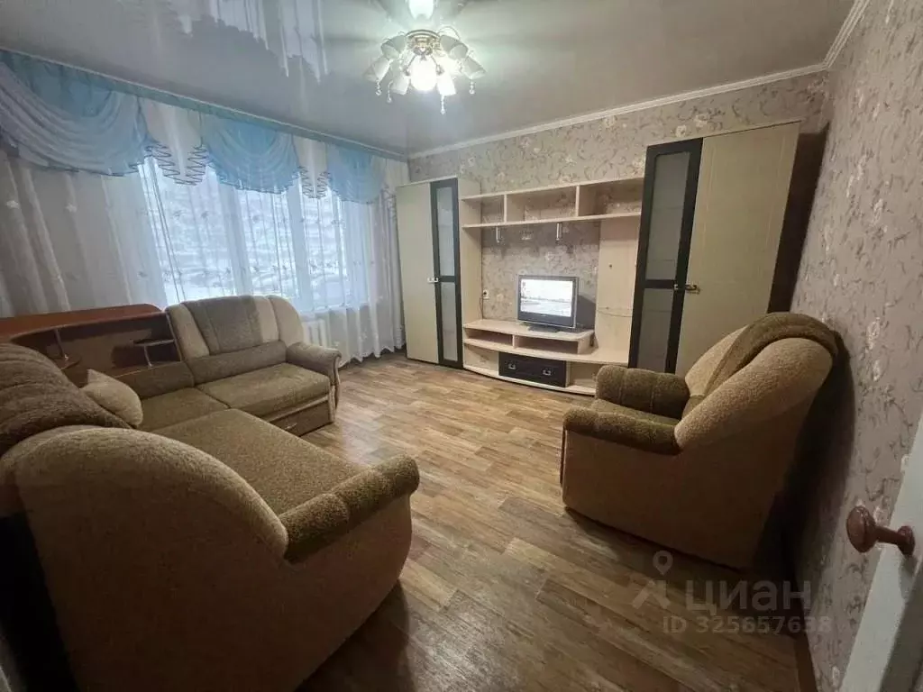 2-к кв. Татарстан, Набережные Челны 51-й комплекс, 1 (42.6 м) - Фото 1