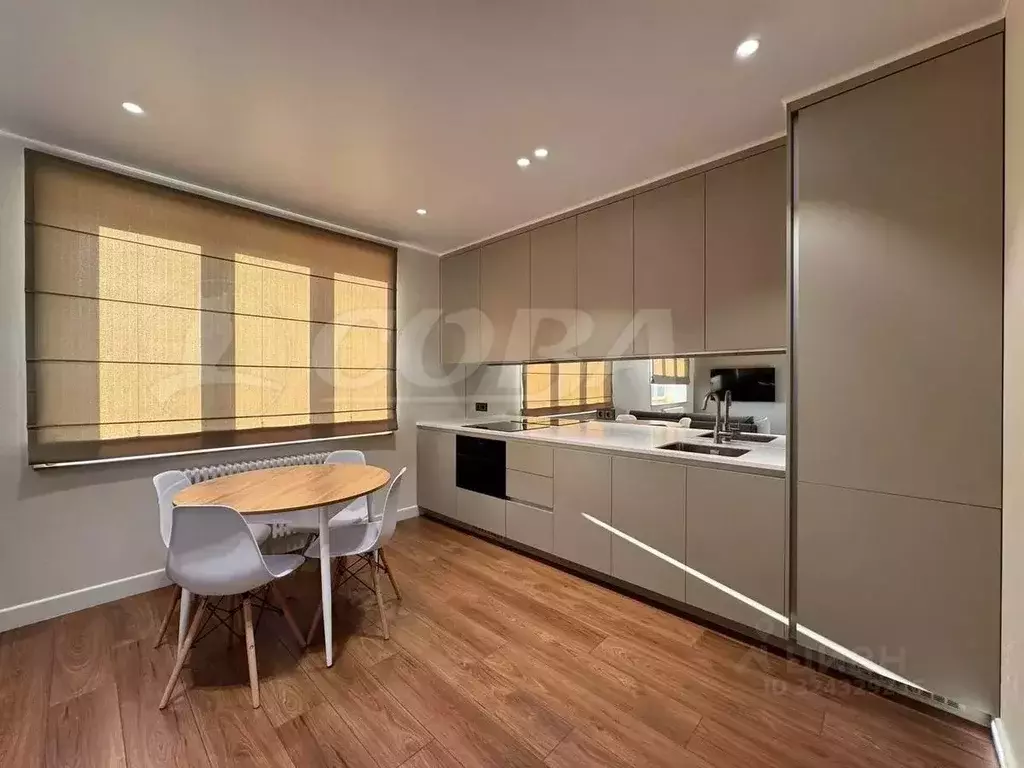 1-к кв. Тюменская область, Тюмень Новгородская ул., 22 (43.0 м) - Фото 2