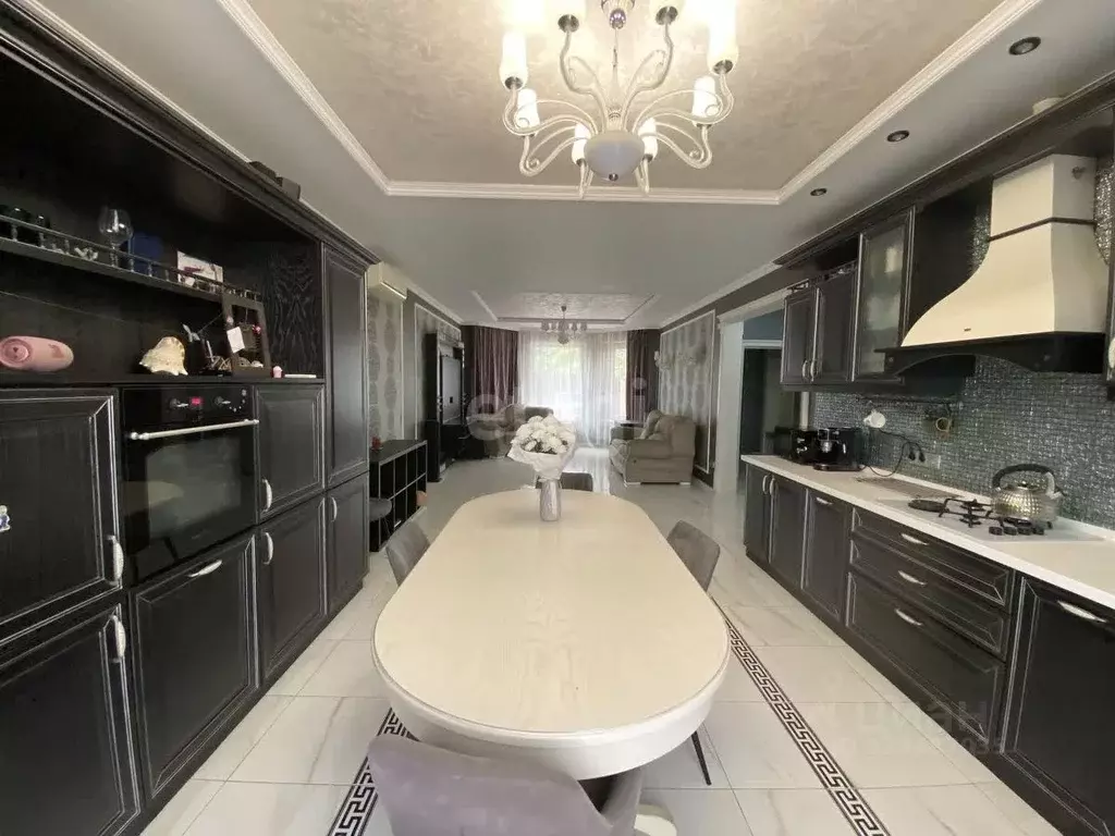 Таунхаус в Адыгея, Тахтамукайский район, Старобжегокайское с/пос, ... - Фото 1