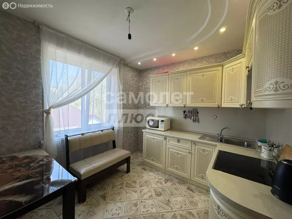1-комнатная квартира: Комсомольск-на-Амуре, улица Гагарина, 18 (33 м) - Фото 0