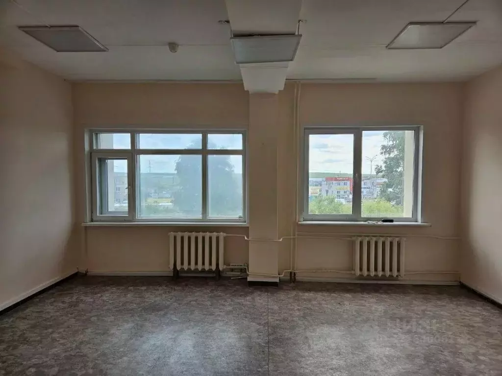 Офис в Татарстан, Набережные Челны Казанский просп., 164 (125 м) - Фото 1