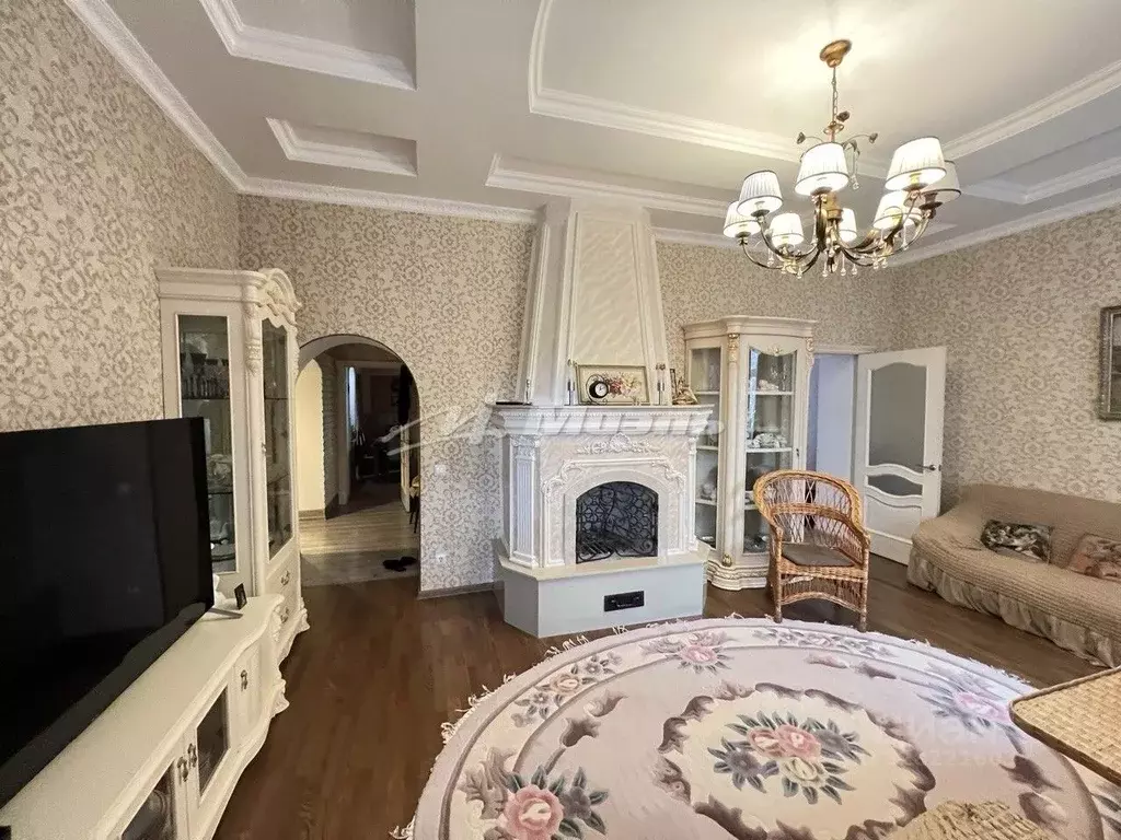 Дом в Крым, Симферополь пер. Гранитный, 6 (235 м) - Фото 1