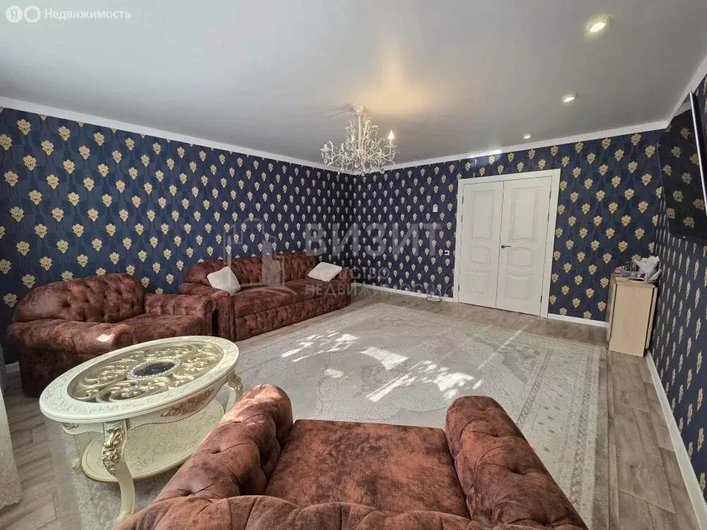 4-комнатная квартира: Нижнекамск, улица Чишмале, 19 (115.2 м) - Фото 2