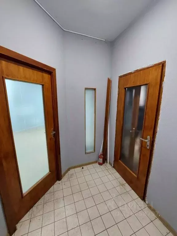 Помещение свободного назначения в Омская область, Омск Тарская ул., 51 ... - Фото 2