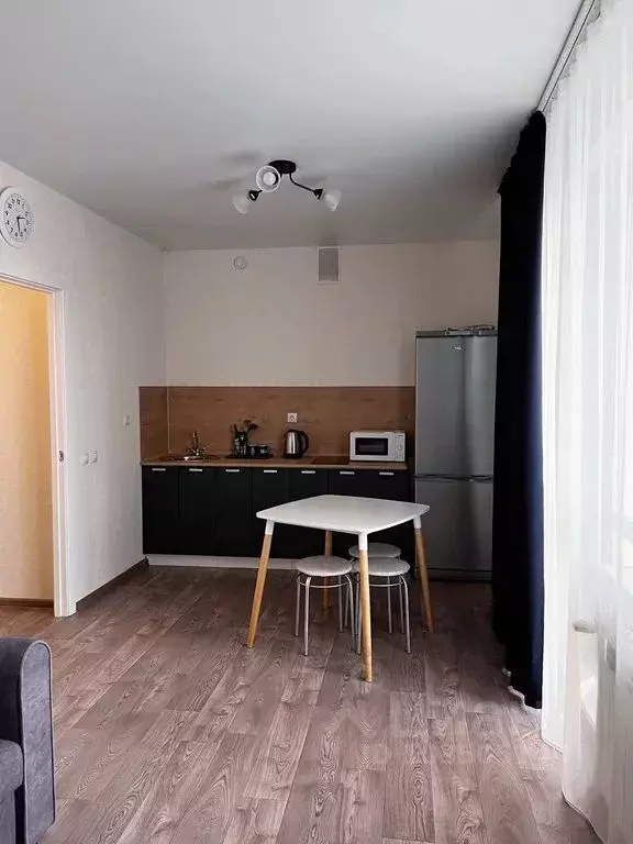 1-к кв. Татарстан, Набережные Челны просп. Раиса Беляева, 42В (55.0 м) - Фото 2