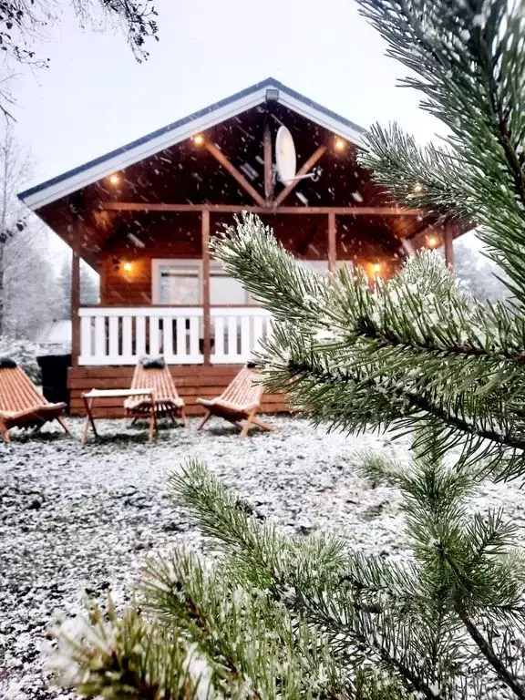 Дом в Карелия, Олонецкий район, Ильинское с/пос, с. Нурмойла, д. Устье ... - Фото 1