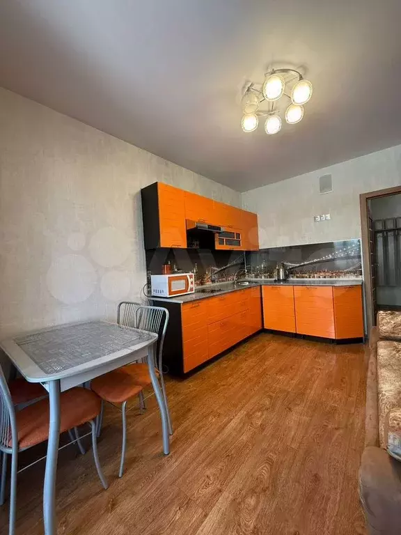 1-к. квартира, 40 м, 4/25 эт. - Фото 1