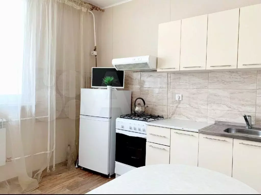 1-к. квартира, 39 м, 2/17 эт. - Фото 0