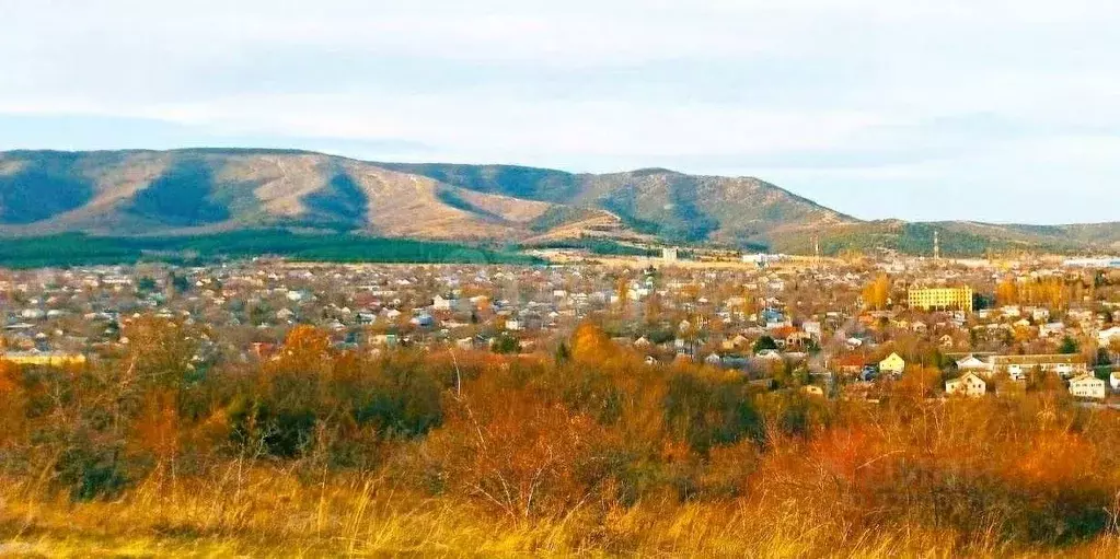 Участок в Крым, Кировский район, Старый Крым городское поселение ул. ... - Фото 1