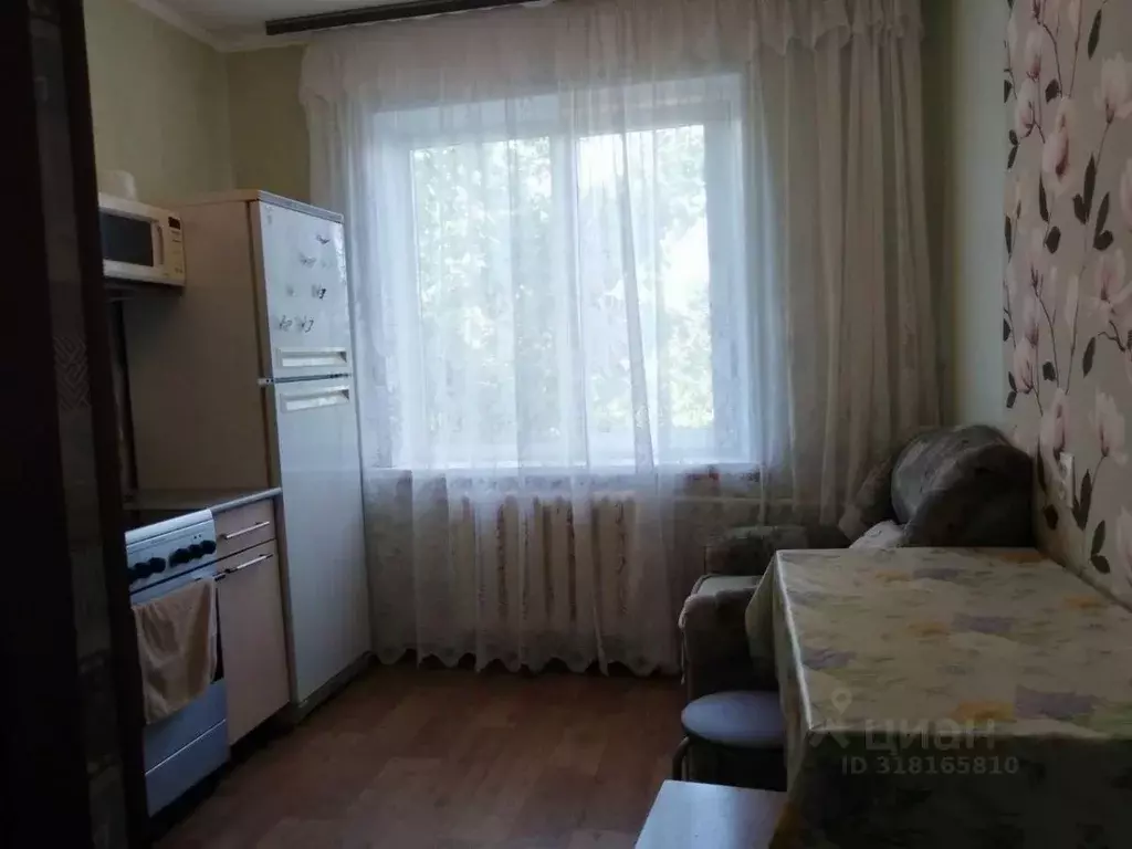 1-к кв. Белгородская область, Старый Оскол Макаренко мкр, 33Б (40.0 м) - Фото 1