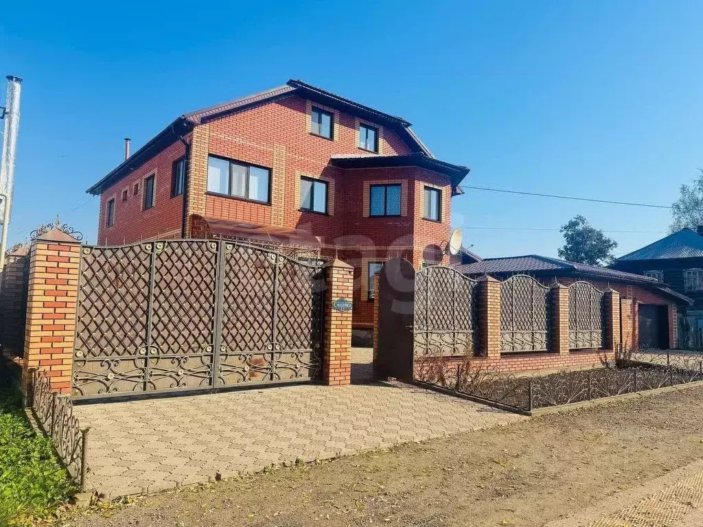 Дом в Пермский край, пос. Куеда ул. Дальняя, 10 (308 м) - Фото 1