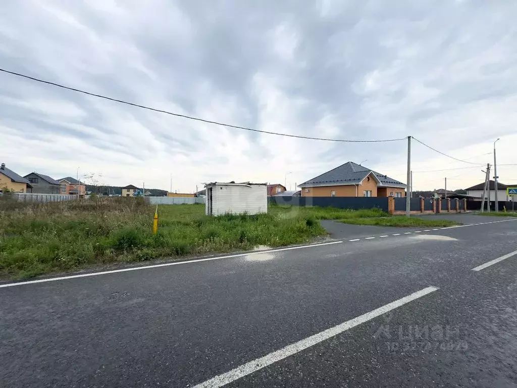 Участок в Тюменская область, Тюмень проезд Виталия Тарасова, 10 (8.0 ... - Фото 1