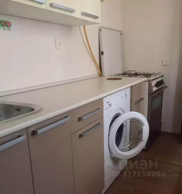 2-к кв. Ростовская область, Ростов-на-Дону Театральный просп., 27 ... - Фото 0