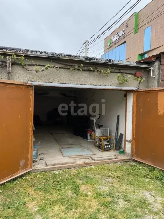 Гараж в Краснодарский край, Анапа Астраханская ул., 36/90кв2 (60 м) - Фото 1