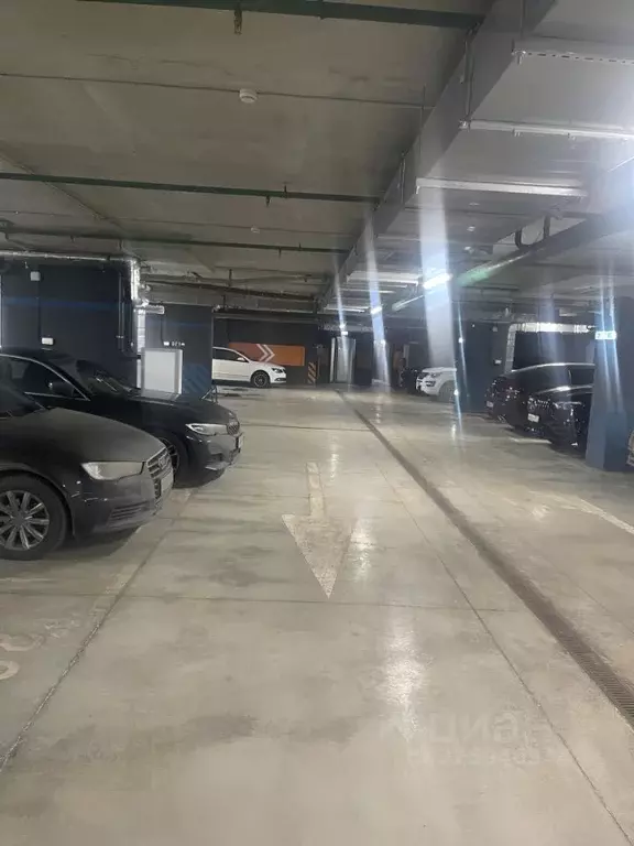 Гараж в Москва Сингапур корпус, Метрополия жилой комплекс (14 м) - Фото 2