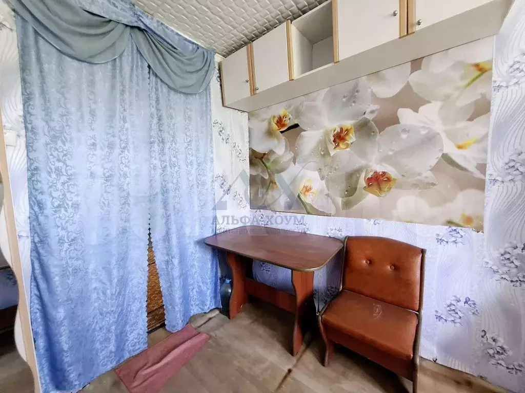 Комната 11,7 м в 1-к., 5/5 эт. - Фото 0