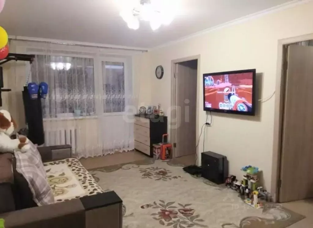 3-к кв. Татарстан, Альметьевск ул. Чернышевского, 46 (47.1 м) - Фото 1