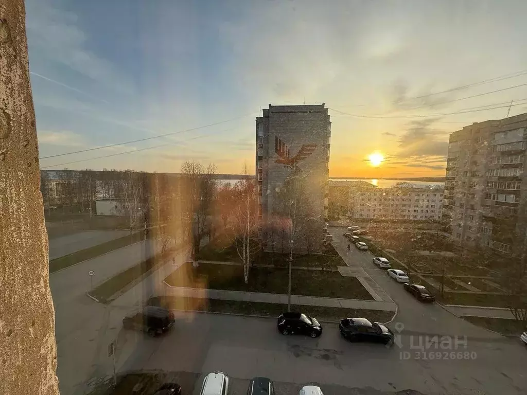 2-к кв. Удмуртия, Воткинск ул. Степана Разина, 5 (43.0 м) - Фото 0