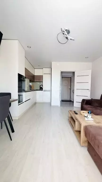 2-к. квартира, 60 м, 10/12 эт. - Фото 0