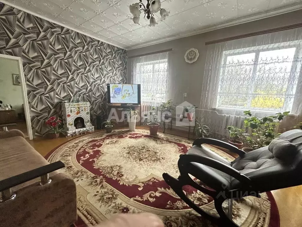 Дом в Ростовская область, Тацинская ст-ца пер. Красноармейский (92 м) - Фото 1