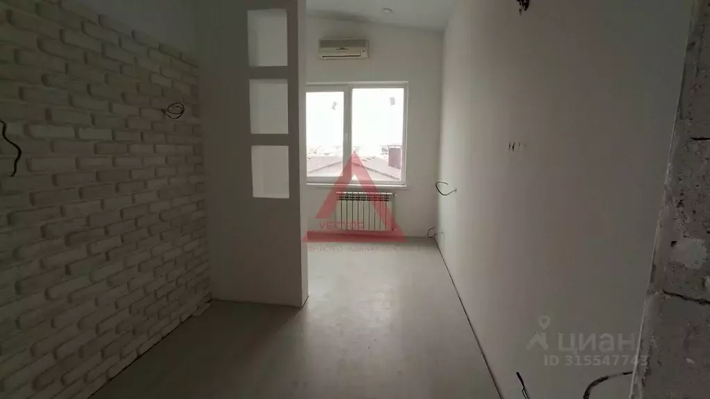 Дом в Севастополь ул. Кольцевая (80 м) - Фото 1
