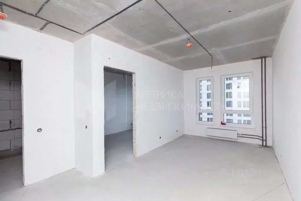 1-к кв. Тюменская область, Тюмень Полевая ул., 117к8 (36.0 м) - Фото 0