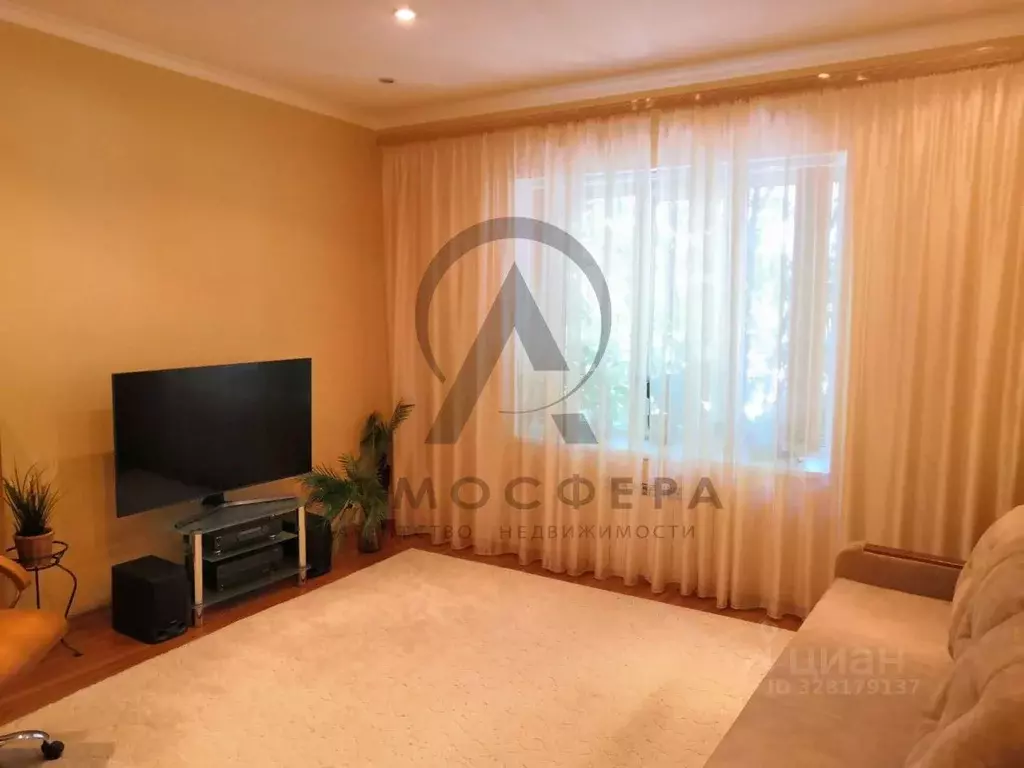 2-к кв. Краснодарский край, Туапсе ул. Максима Горького (53.0 м) - Фото 1