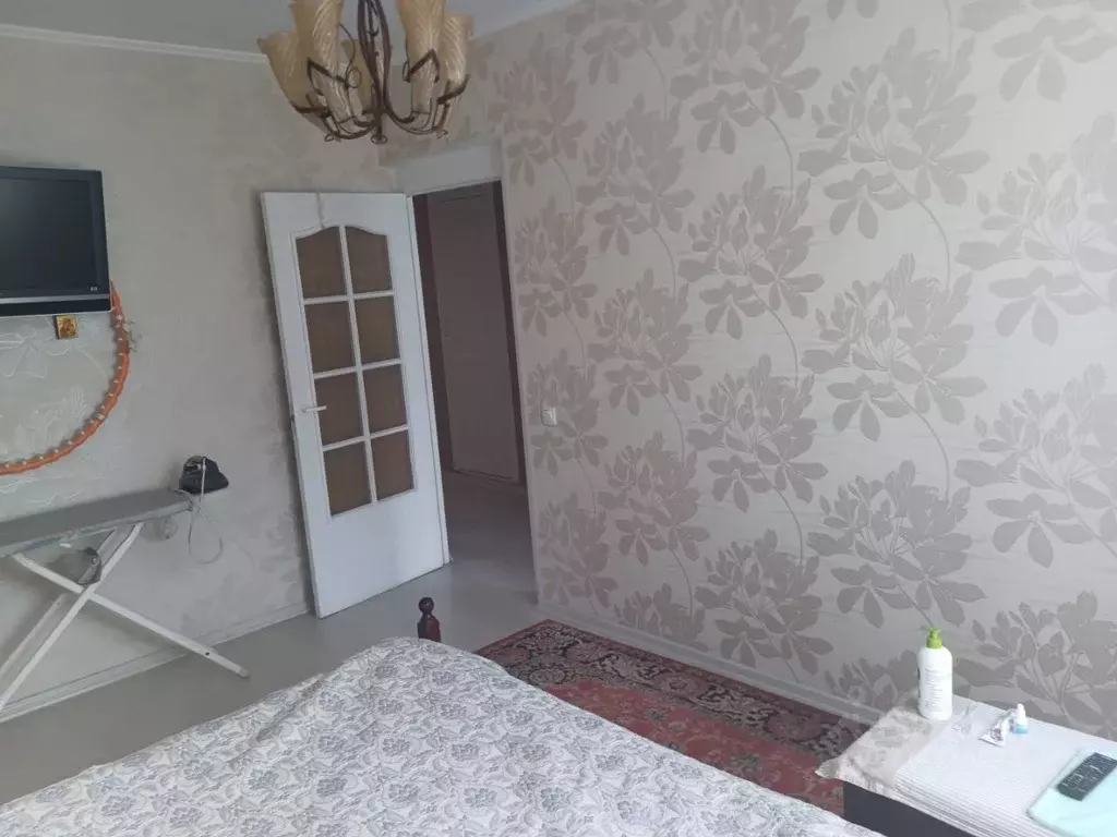 3-к кв. Красноярский край, Красноярск ул. Горького, 24 (65.0 м) - Фото 1