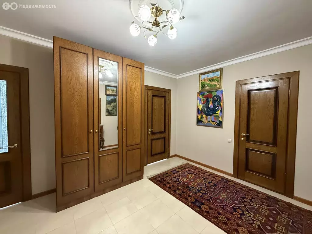 2-комнатная квартира: Дербент, улица У. Буйнакского, 8 (75 м) - Фото 1